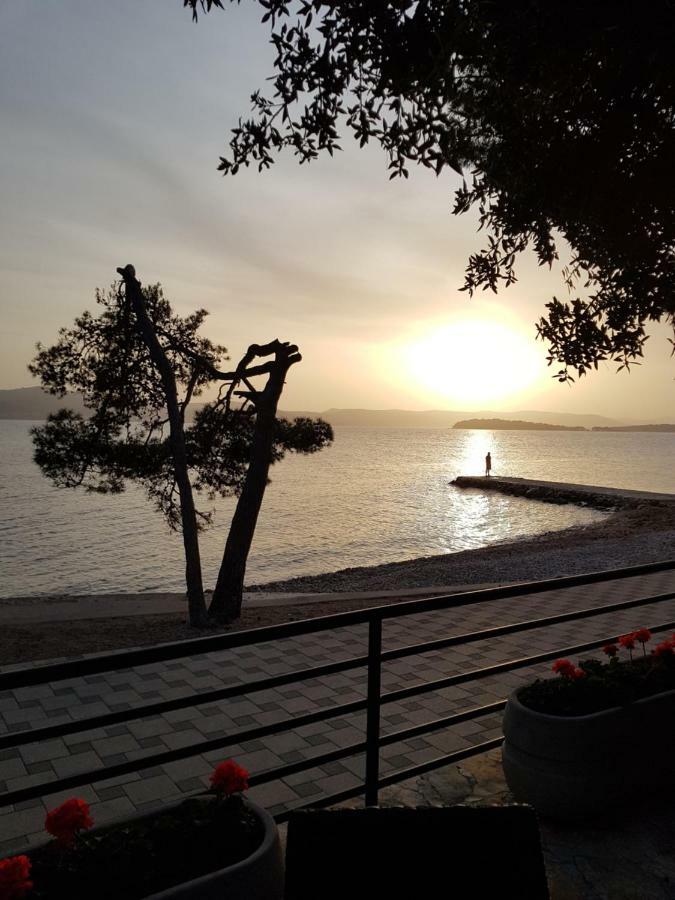 Summertime By Pearl Of The Biograd Biograd Na Moru Luaran gambar